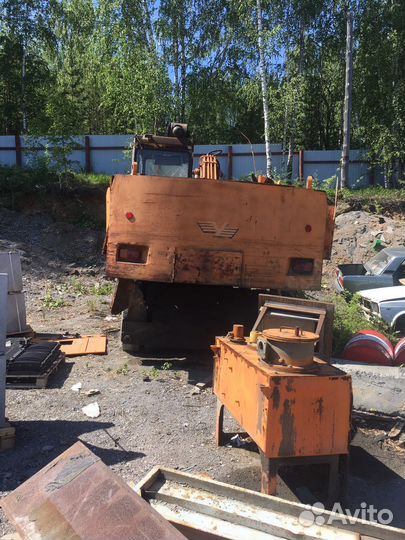 Экскаватор эо 33211