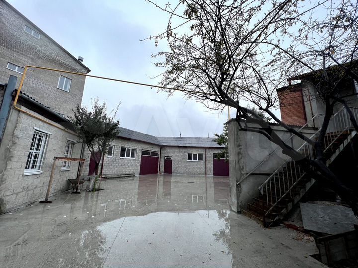 Свободного назначения, 695 м²