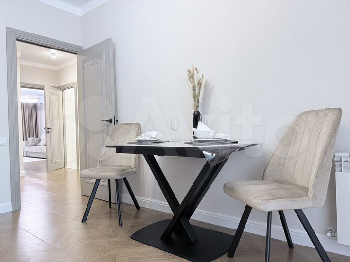 2-к. квартира, 62 м², 6/16 эт.