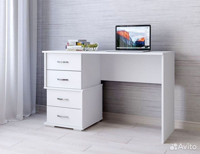 Компьютерный письменный стол