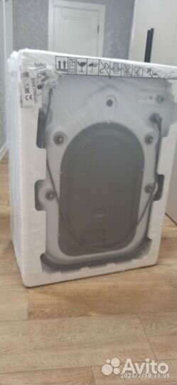 Стиральная машина новая Beko WRE 6511 BWW