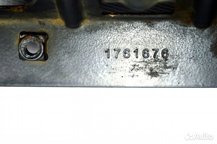 Петля люка бокового ящика кабины scania R-series