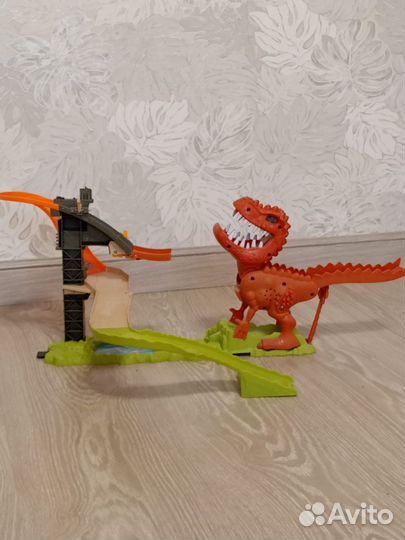 Трек для машинок