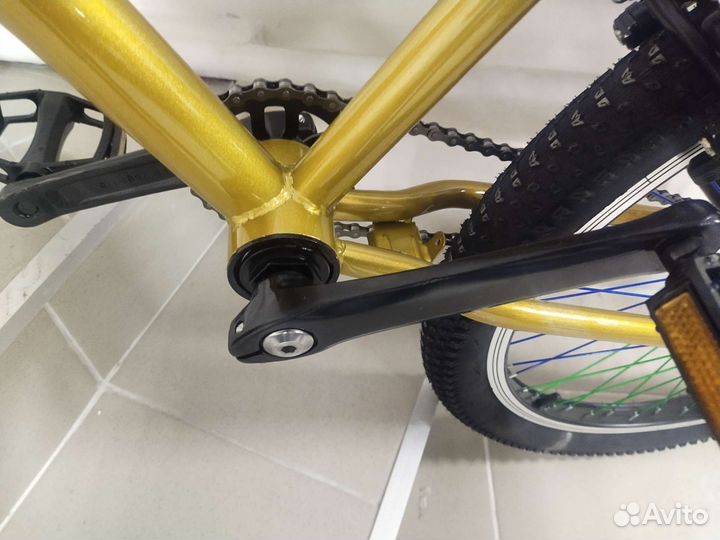 Новый трюковой BMX 24