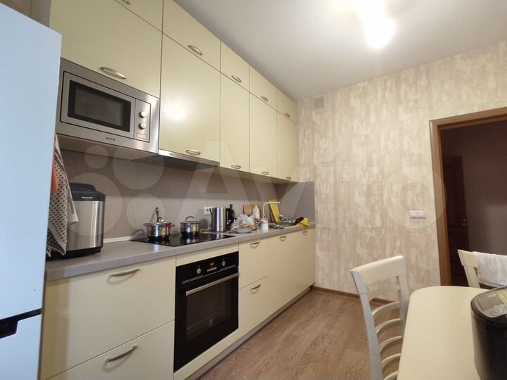 3-к. квартира, 82,4 м², 2/14 эт.