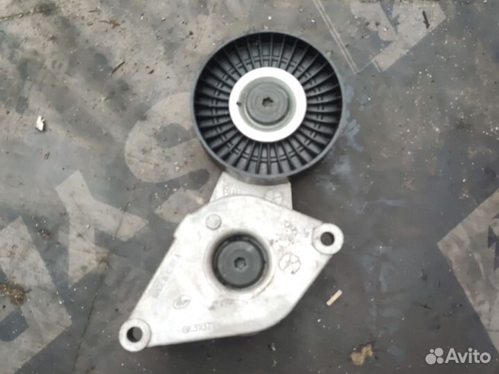 Натяжной ролик грм киа карнивал