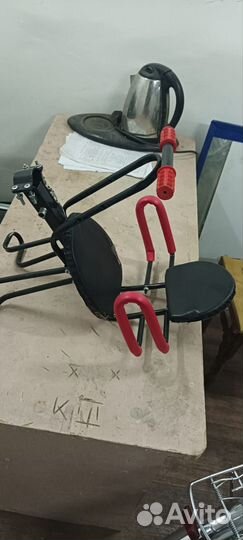 Детское кресло для ребенка на велосипед