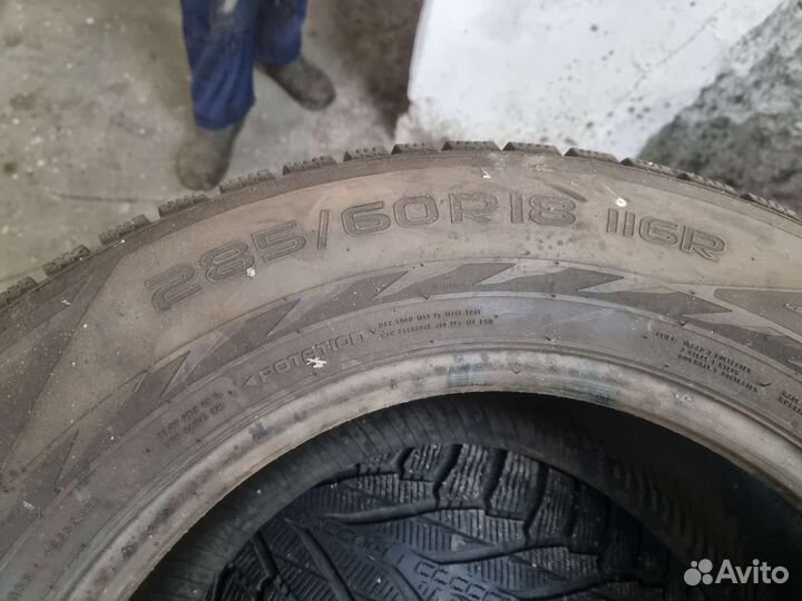 Nokian Tyres Hakkapeliitta R2 SUV 285/60 R18 116R