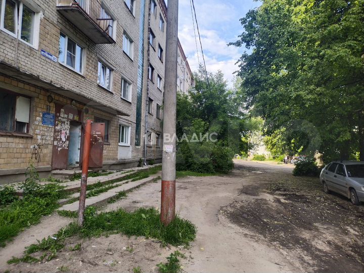 Комната 10 м² в > 9-к., 5/5 эт.