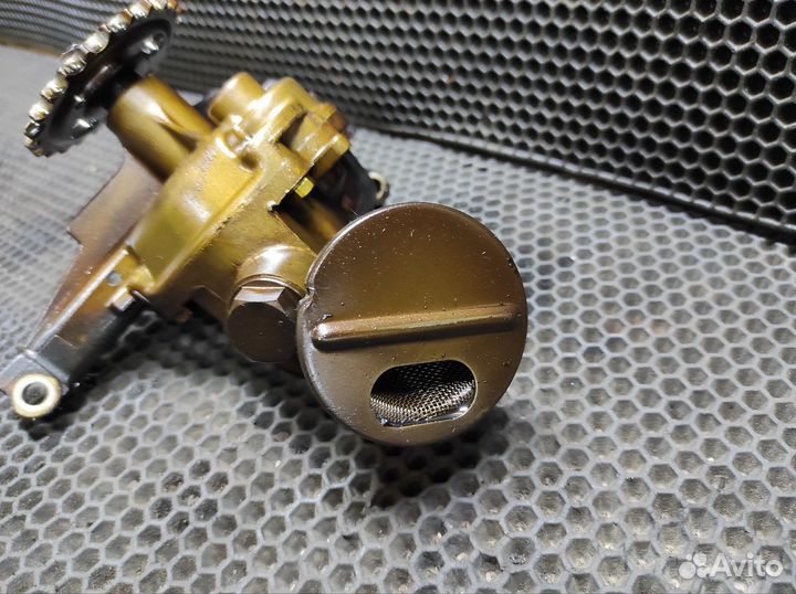 Масляный насос Mercedes W210 M111