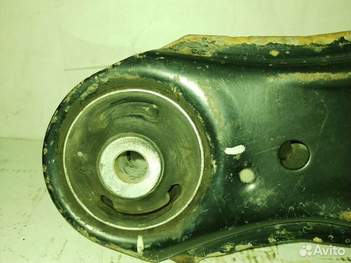 Передние рычаги octavia tour golf 4 bora leon