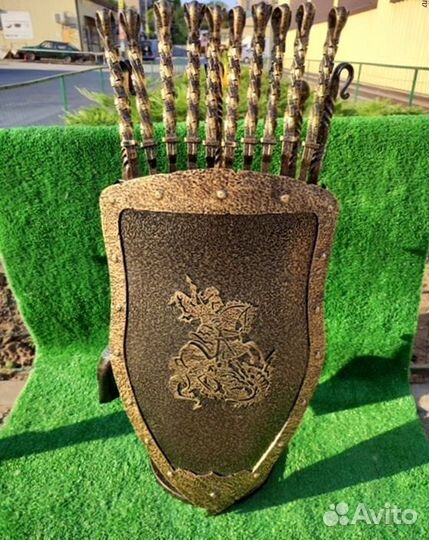 Щит подарочный/ подставка под шампуры