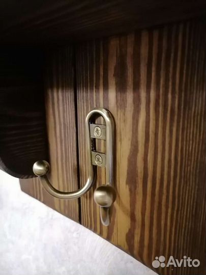 Полка из массива дерева ручной работы