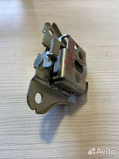 Замок спинки сиденья задний Fiat Albea