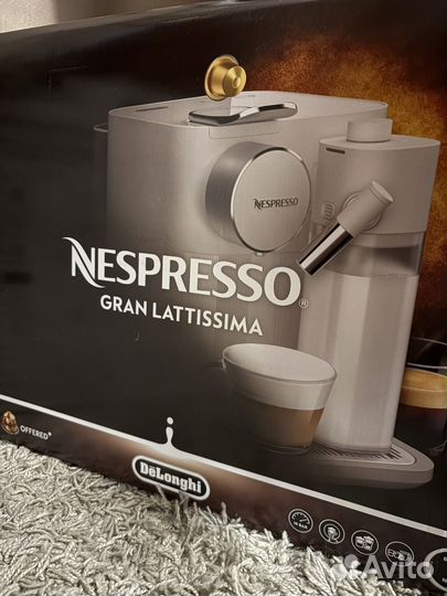 Кофемашина nespresso latissima gran black