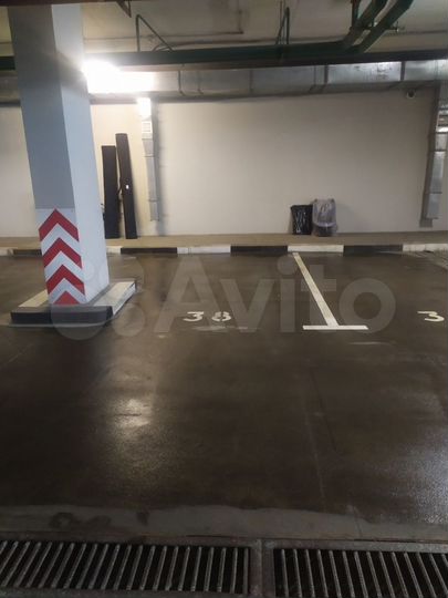 Машиноместо, 18 м²