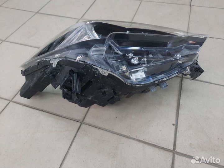 Фара правая Mazda CX-5 KF