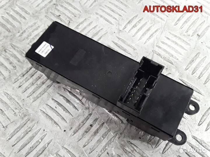 Блок управ. стеклоподъемниками Nissan Primera P12E