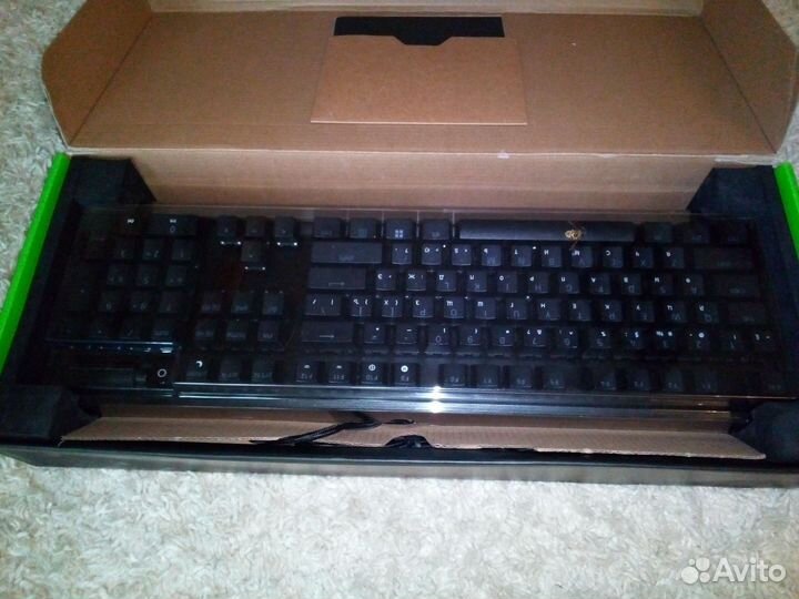 Игровая клавиатура Razer Blackwidow V3 новая