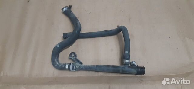 Вольво XC70 S80 3.2 3.0 шланг охлаждения двигателя