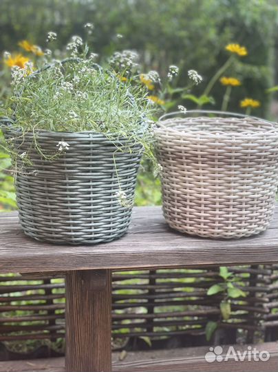 Корзина плетеная из ротанга