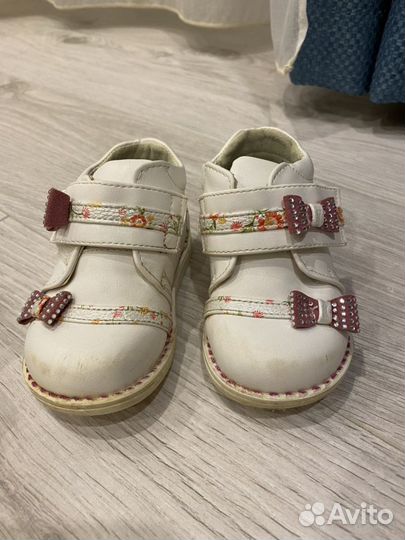 Ботинки для девочки 18