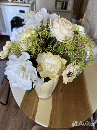 Букет из искусственных цветов