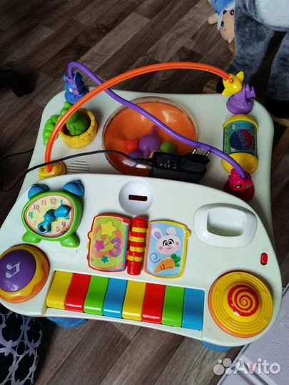 Развивающий столик