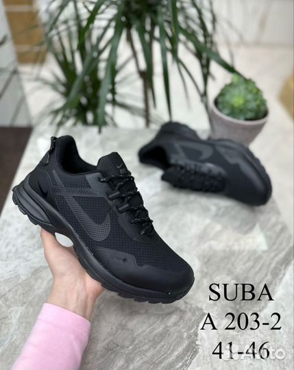 Новые кроссовки, р-ры с 41 по 46