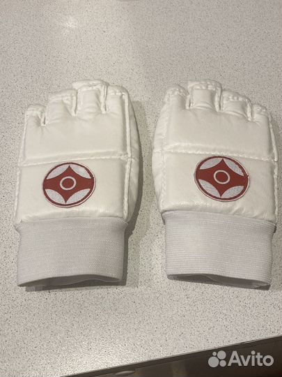 Перчатки для каратэ детские