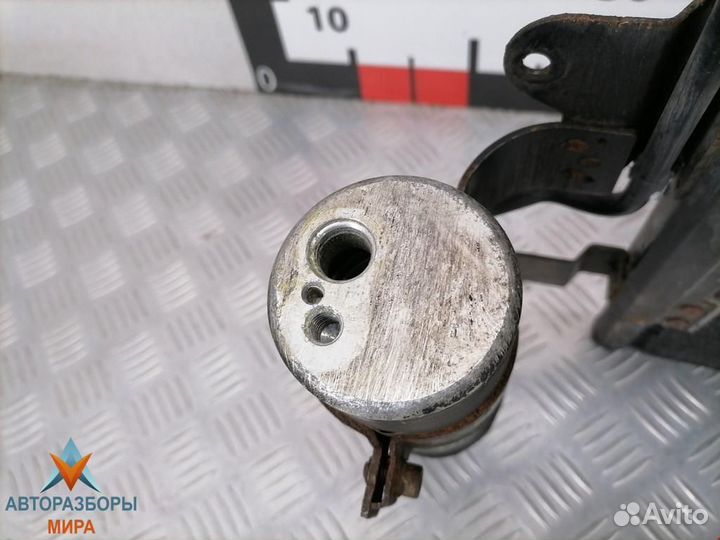 Радиатор кондиционера Volkswagen Golf 3 1998