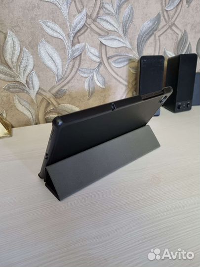 Планшет lenovo tab m10 fhd plus