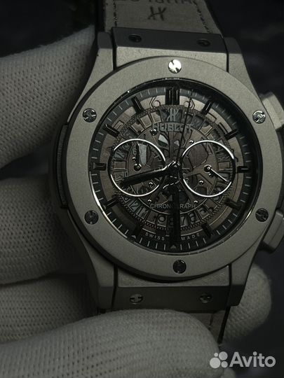 Часы каарцевые hublot classic