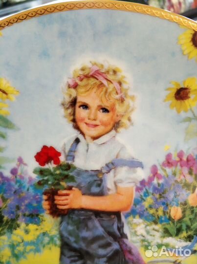 Тарелка декоративная A Time to Plant Сандры Кук