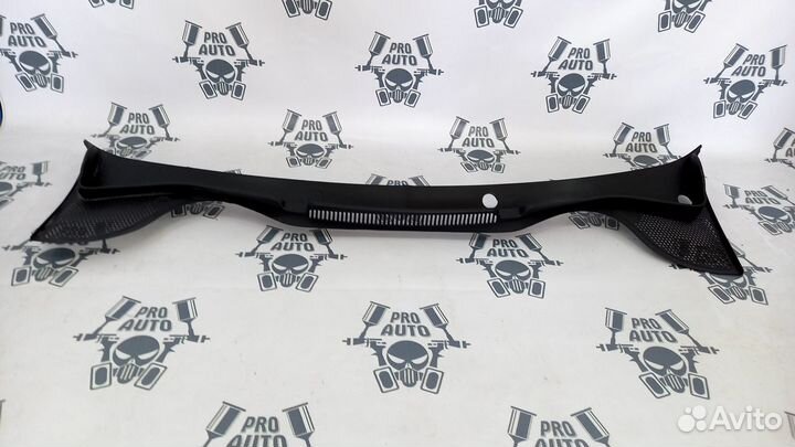 Жабо накладка дворников VW Polo