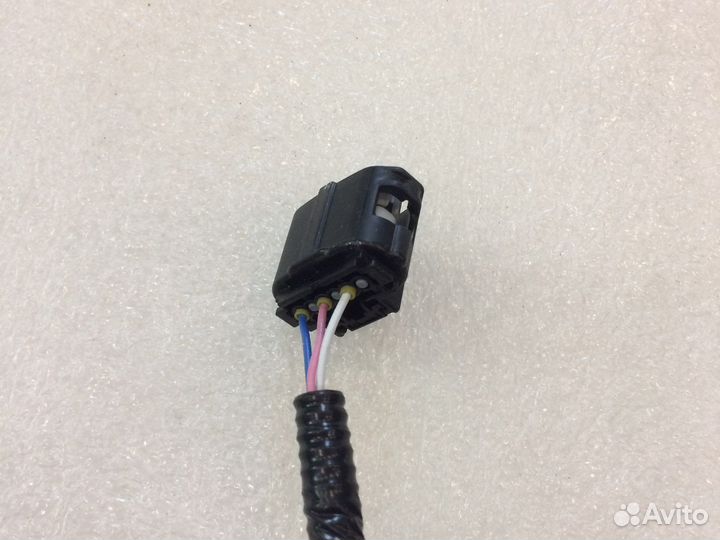 Фишка парктроника 3 пин Лексус Rx, Lx Оригинал