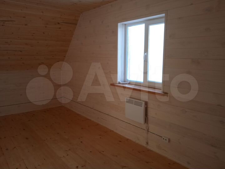 Дом 107 м² на участке 5,6 сот.