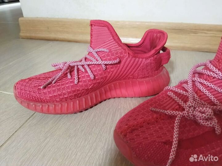 Кросовки Adidas izi