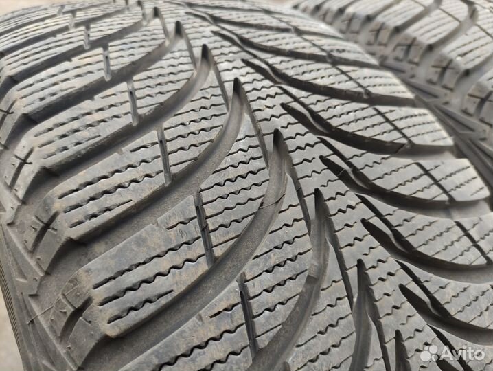 Goodyear UltraGrip Ice+ 225/55 R17 101T