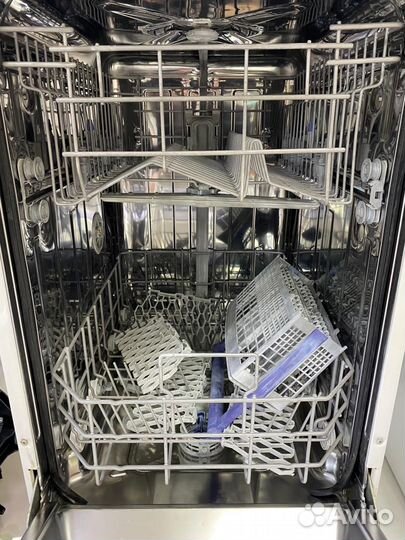 Посудомоечная машина (45 см) Beko DFS 26010 W