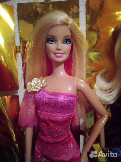 Barbie fashionistas 2013