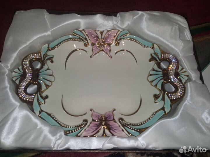 Керамическое блюдо