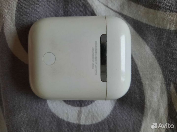 Airpods кейс