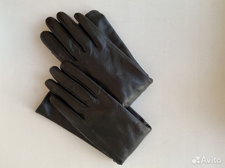 Перчатки женские кожаные новые