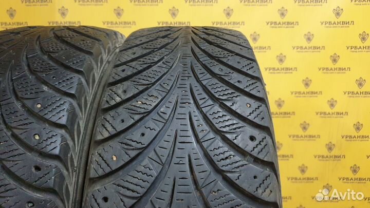 Goodyear UltraGrip Extreme 215/65 R16 98T