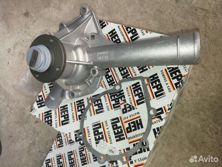 Помпа водяной насос Hepu на SsangYong