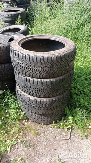 Goodyear UltraGrip 500 215/55 R17 19