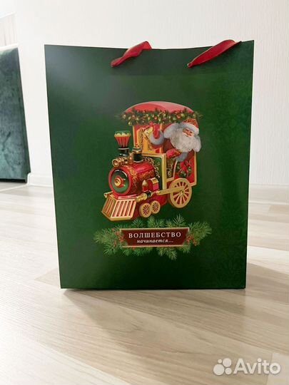 Новогодние игрушки