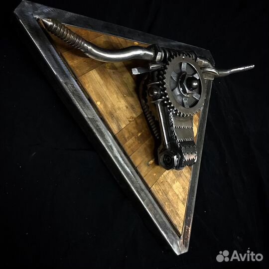 Скульптура из металла. Голова быка, техно арт