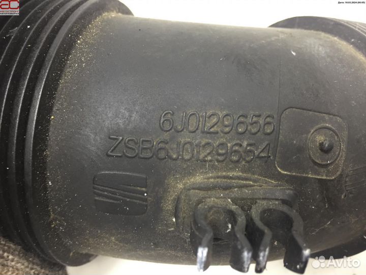 Патрубок турбины для Seat Ibiza 4 (6J) 6J0129656